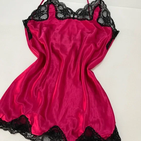 Vintage Versailles Pink Lace Trim Chemise - Picture 4 of 10